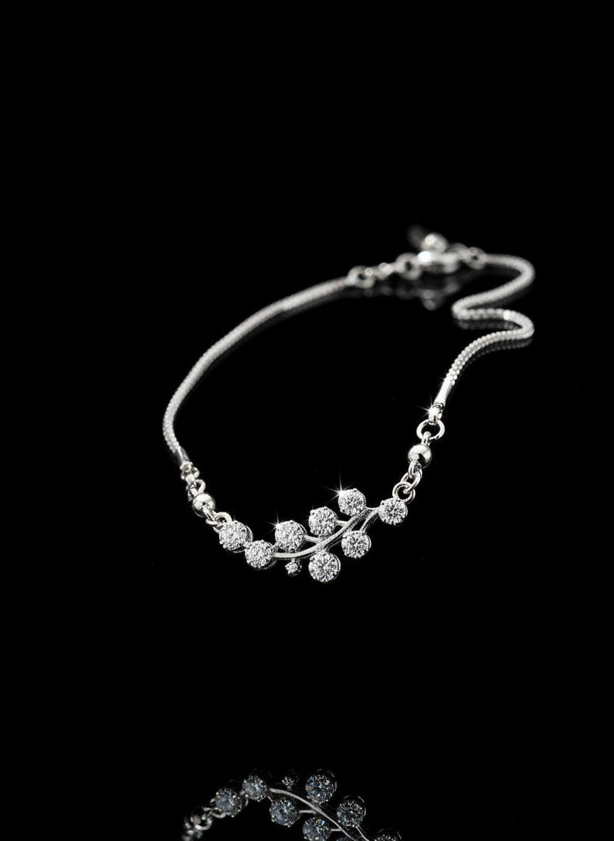 Silver Floral Crystal Pendant Necklace – Elegant Women’s Jewelry