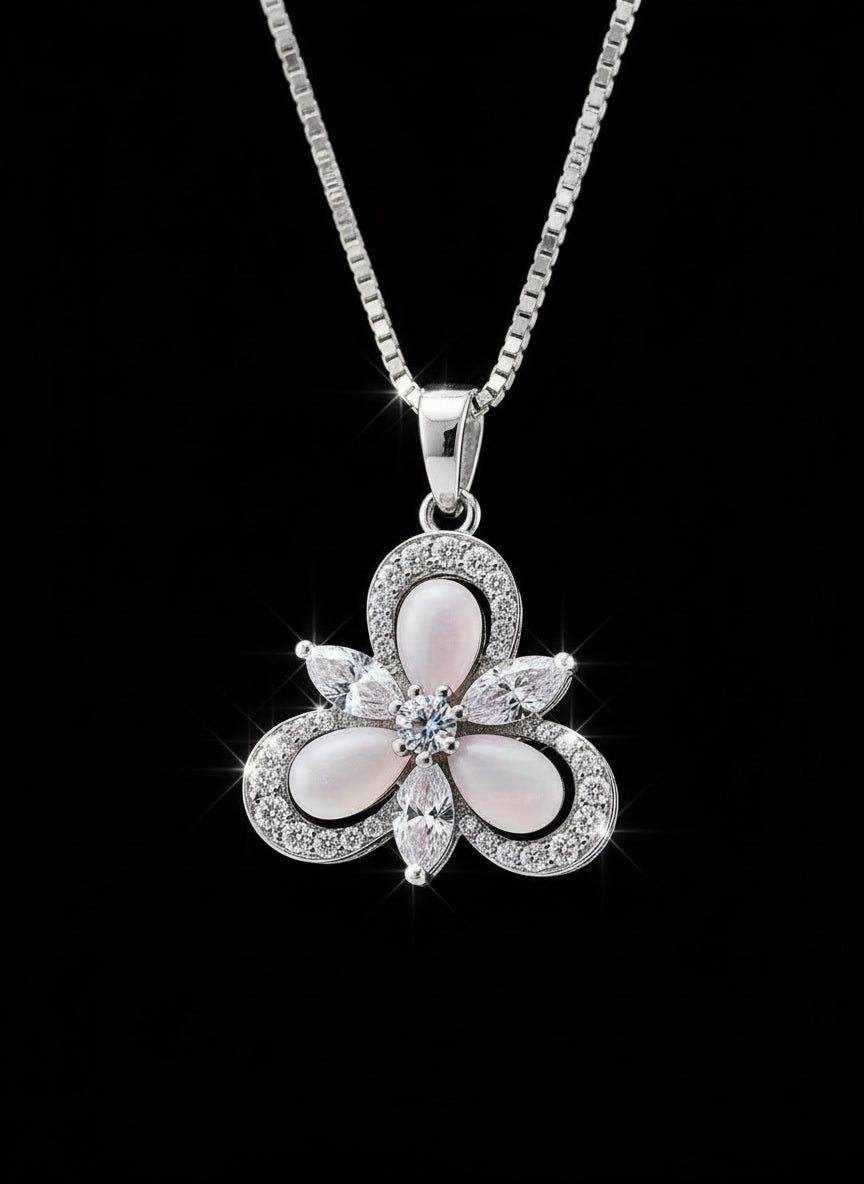 Elegant Silver Floral Pendant Necklace for Women – Luxury Statement Jewelry Gift